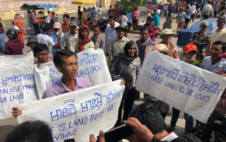 Demonstrators gather near Phnom Penh’s Wat Botum on July 22, 2019. (Matt Surrusco)