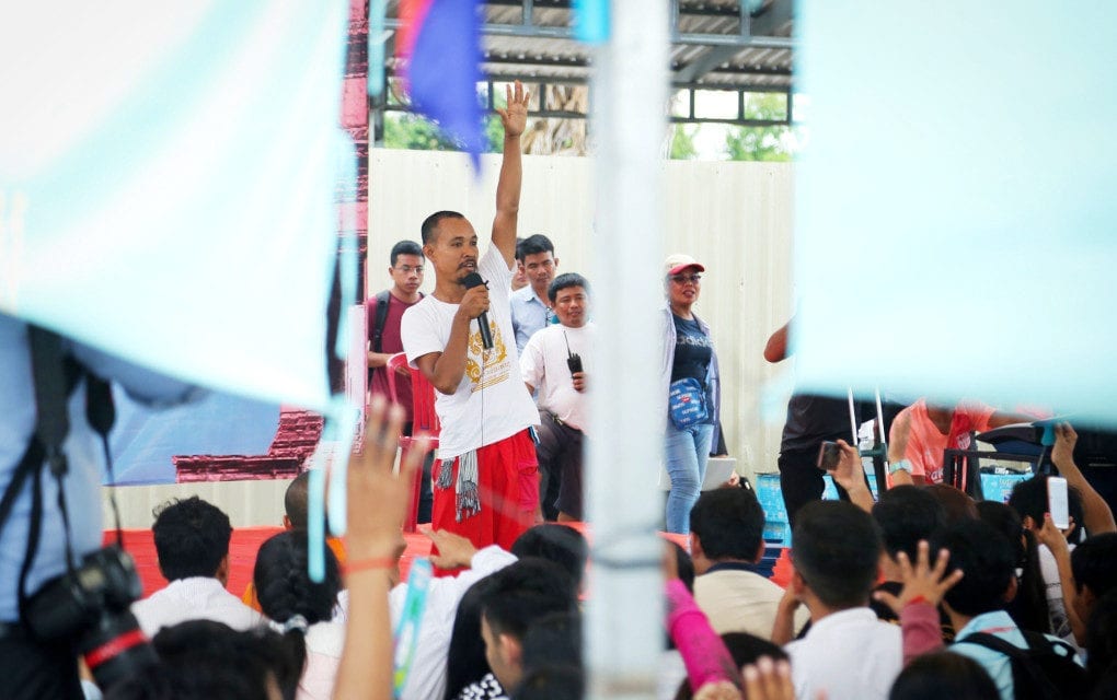 Cam-ASEAN Youth Future founder Srun Srorn speaks at Freedom Park in Phnom Penh for Paris Peace Agreements Day on October 23, 2019. (Mech Choulay)
