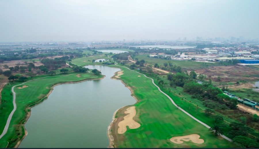 The pond and golf course at the Chip Mong Group-owned development, Grand Phnom Penh, in a screenshot taken from the company website.