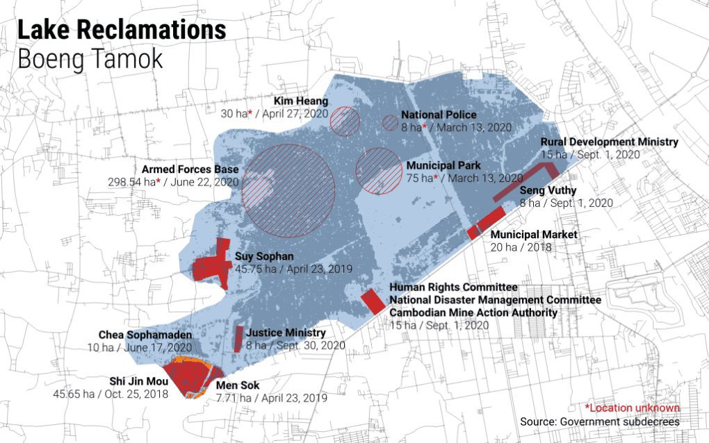 Known Boeng Tamok land allocations, according to government sub-decrees. Only dark blue areas were detected as water by European satellite Sentinel-1 on October 17, 2020. (Michael Dickison/VOD)