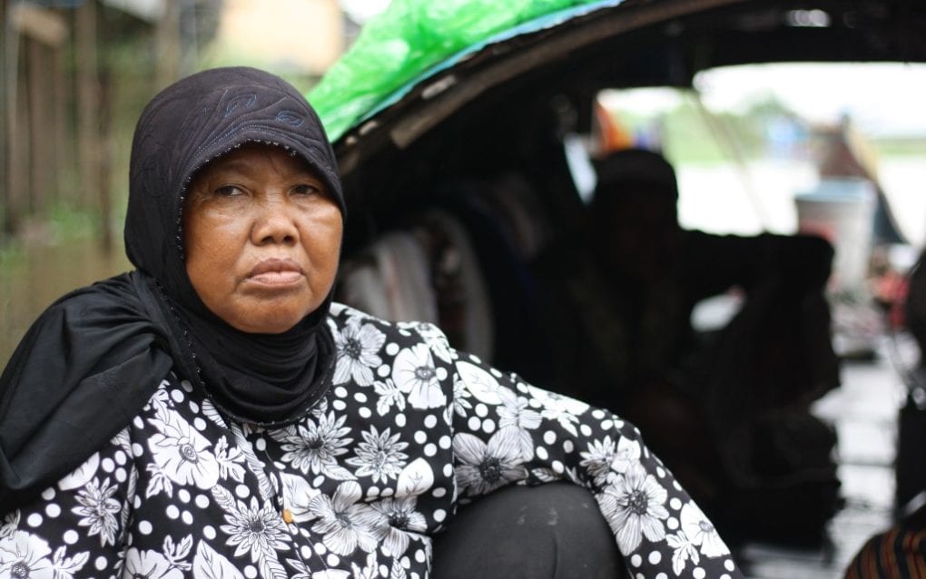 The victim’s mother, Sos Mas, 67, in Setbo commune, in Kandal province’s Takhmao city, on November 20, 2020. (Michael Dickison/VOD)