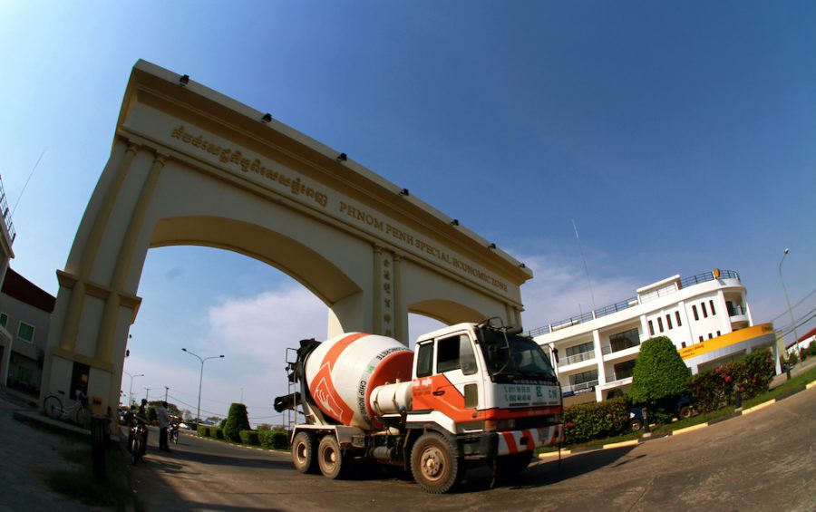 Phnom Penh's special economic zone on February 19, 2013. (Chhor Sokunthea/World Bank)