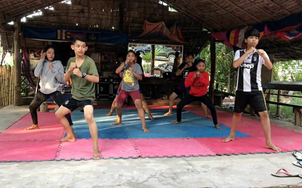 L’bokator trainees in Kampong Chhnang province’s Rolea Ba’ier district. (Hy Chhay/VOD)