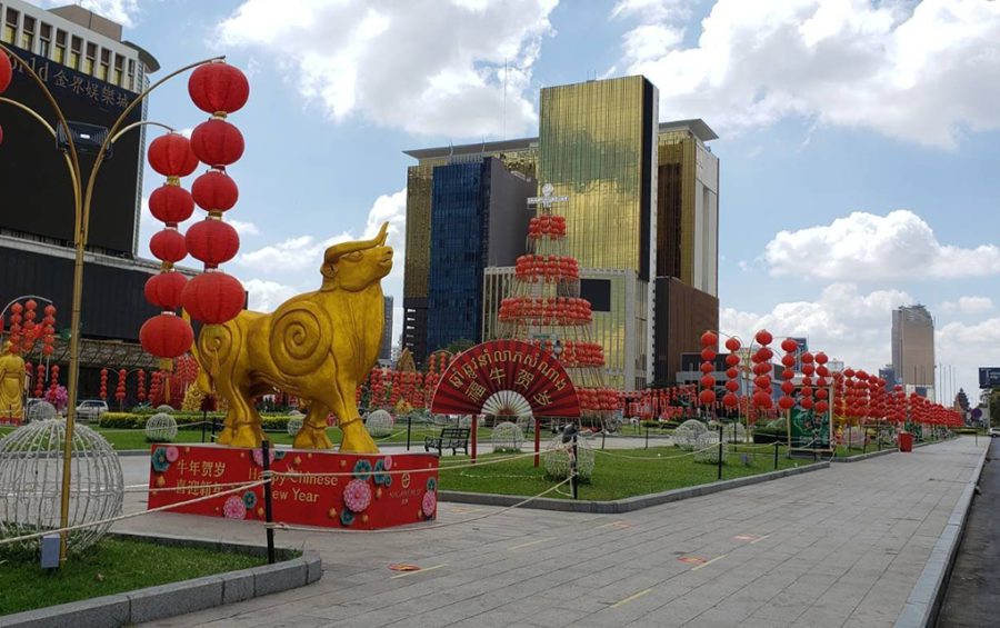 The park in front of Phnom Penh's NagaWorld hotel and casino complex, decorated for Chinese New Year, on March 1, 2021. (Danielle Keeton-Olsen/VOD)