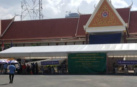 A tent set up for vaccinations and registration at the Information Ministry in Phnom Penh on April 12, 2021. (Danielle Keeton-Olsen/VOD)