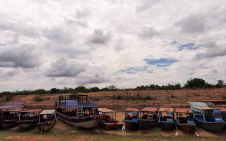 Low water in Siem Reap province’s Kampong Phluk commune, on June 17, 2021. (Va Sopheanut/VOD)