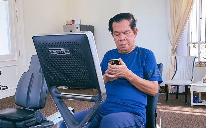 Prime Minister Hun Sen on his phone, in a photo he posted to his Facebook page on September 15, 2021.