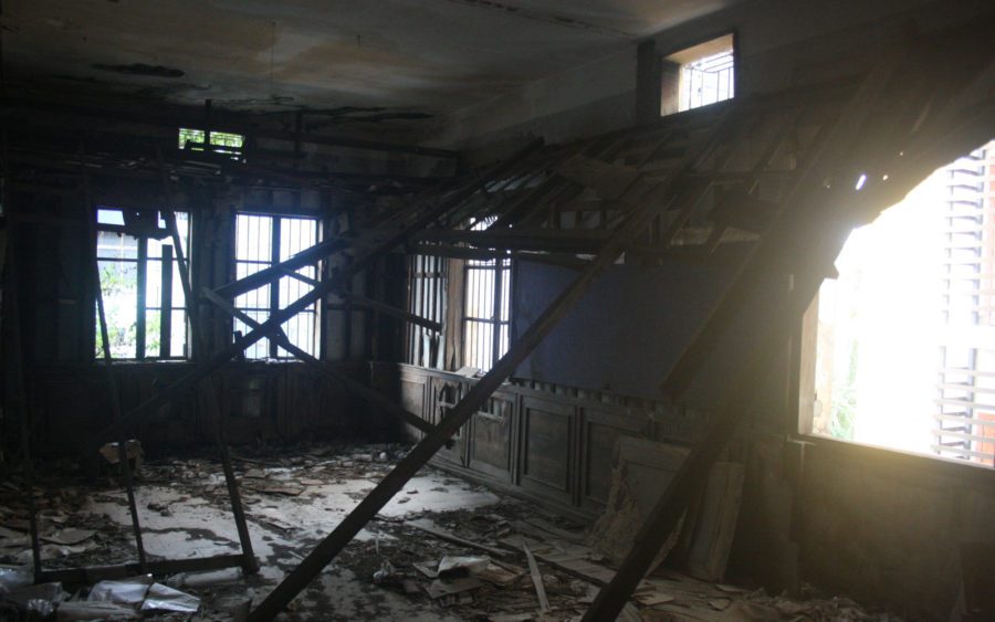 A room at an abandoned school building on Phnom Penh’s Street 144, on October 15, 2021. (Michael Dickison/VOD)