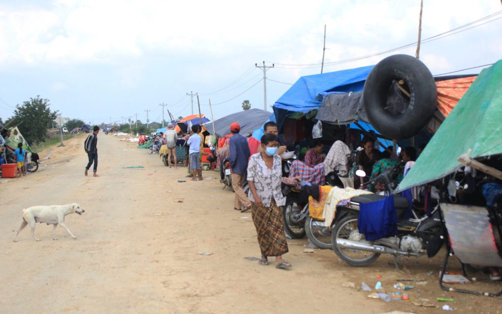 Evacuation tents in Phnom Penh’s Dangkao district on October 28, 2021. (Andrew Haffner/VOD)