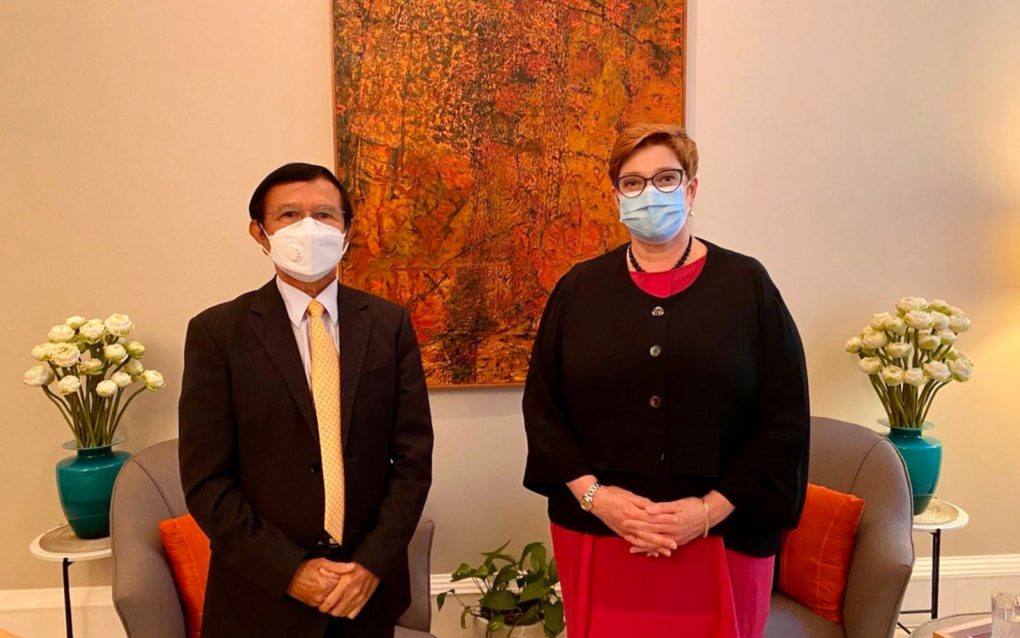 Opposition CNRP president Kem Sokha and Australian Foreign Affairs Minister Marise Payne and , in a photo posted to Sokha’s Facebook page on November 8, 2021.