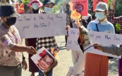 Protestors in Kalay township in Myanmar burn images of Prime Minister Hun Sen and junta leader Min Aung Hlaing on Jaunary7, 2021. (General Strike Coordination Body)