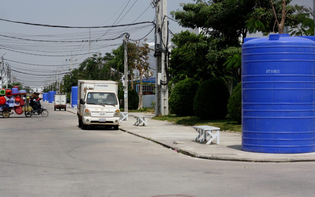 Water tanks in Phnom Penh’s Borey Piphup Thmey 2, on February 3, 2022. (Michael Dickison/VOD)