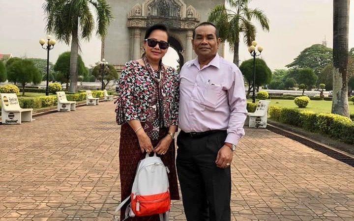 Ung Sovanna, former deputy head of the CNRP's womens' movement, and her husband, former CNRP lawmaker Men Sothavarin. (Photo from Facebook)