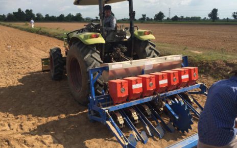 Dry seeding using the ‘KID’ seeder machine is trialed in Battambang province on May 17, 2018. (Bob Martin)
