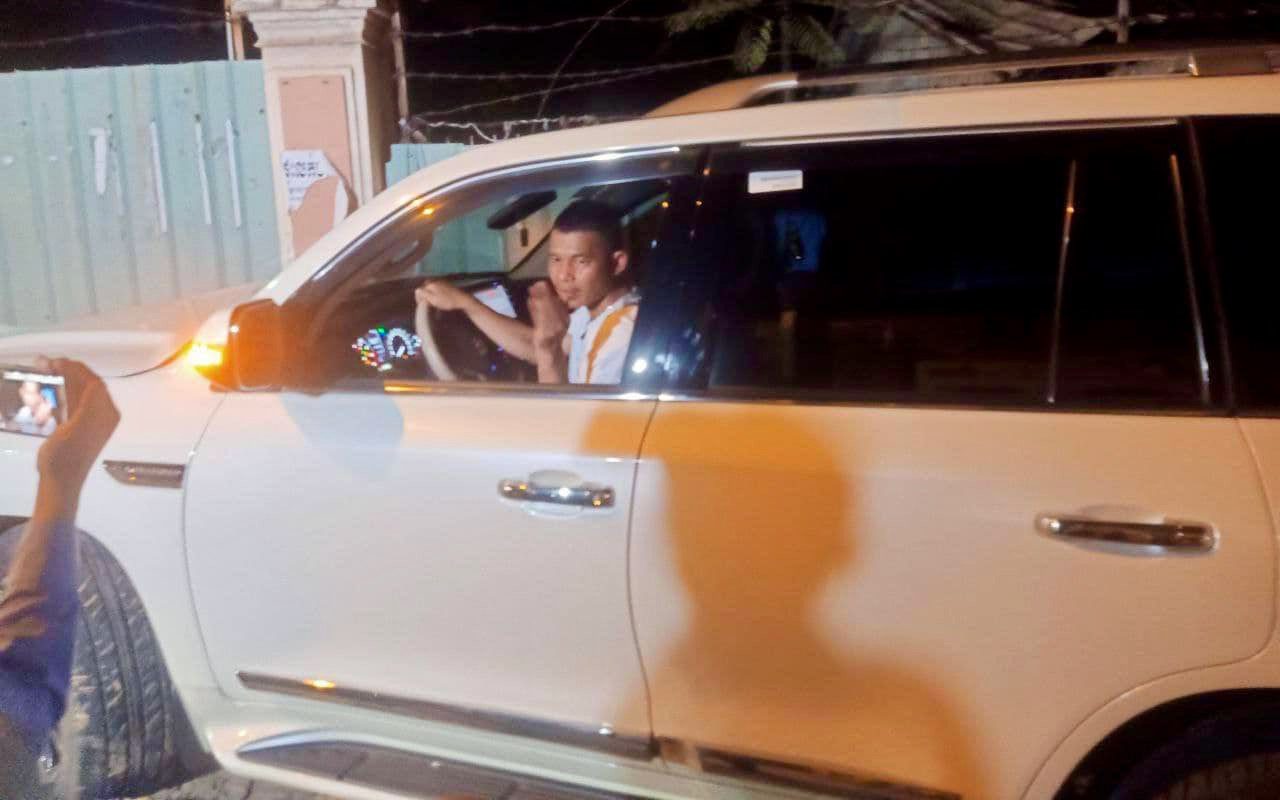 Deputy traffic police chief Muon Sopkha photographed in an inebriated state driving his car Wednesday night.
