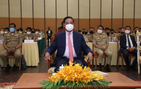 Interior Minister Sar Kheng at a conference with the Immigration Department of his ministry. The conference was held at the Sofitel Hotel in Phnom Penh on Thursday, April 7, 2022. (Sar Kheng's Facebook page)