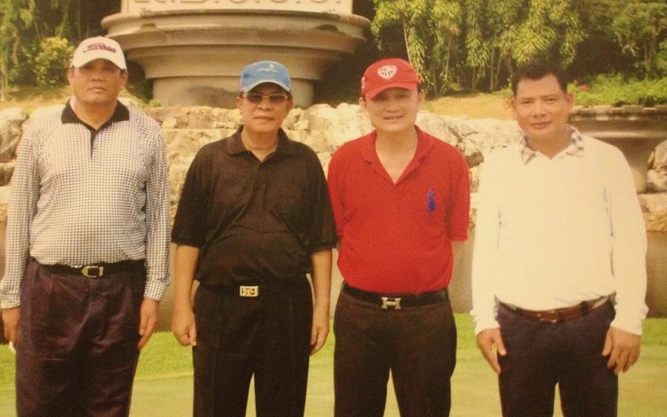 Phnom Penh deputy governor Khliang Huot, Prime Minister Hun Sen and former Thai premier Thaksin Shinawatra at a golf course, in a photograph posted to Huot’s Facebook account in 2012.
