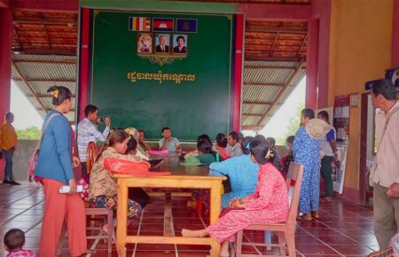 Koh Kong residents file a petition at Botum Sakor district’s Kandorl commune hall on August 2, 2022. (Supplied)
