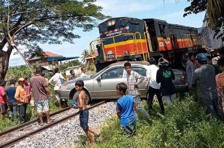 A train hit a car stopped on the tracks in Pursat province's Krakor district, with no people injured, on August 15, 2022. (Supplied)