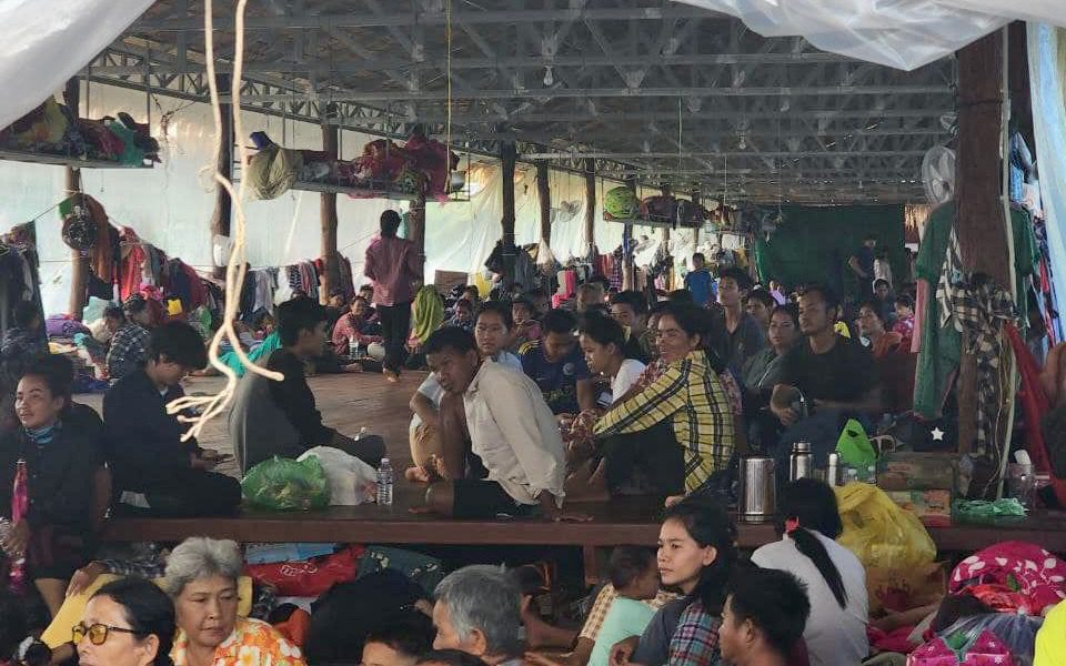 People are camping in makeshift structures in Siem Reap, awaiting an apocalyptic flood that would engulf the Earth except Siem Reap. (Siem Reap Provincial Administration)