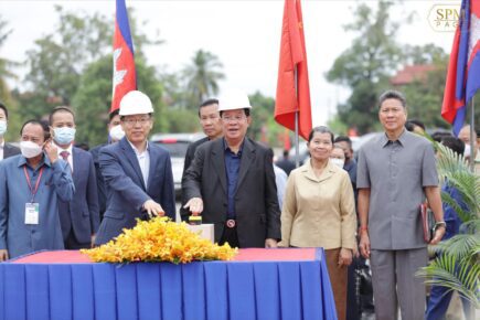 Prime Minister Hun Sen speaks about his nephew Hun Chea's lover at a groundbreaking ceremony in Kratie on January 2, 2023. (Hun Sen's Facebook page)