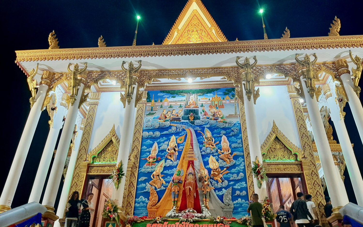 The facade of a new Khmer pagoda in Vietnam which was inaugurated amid large celebrations from December 30 to January 1. (Meng Kruypunlok/VOD)